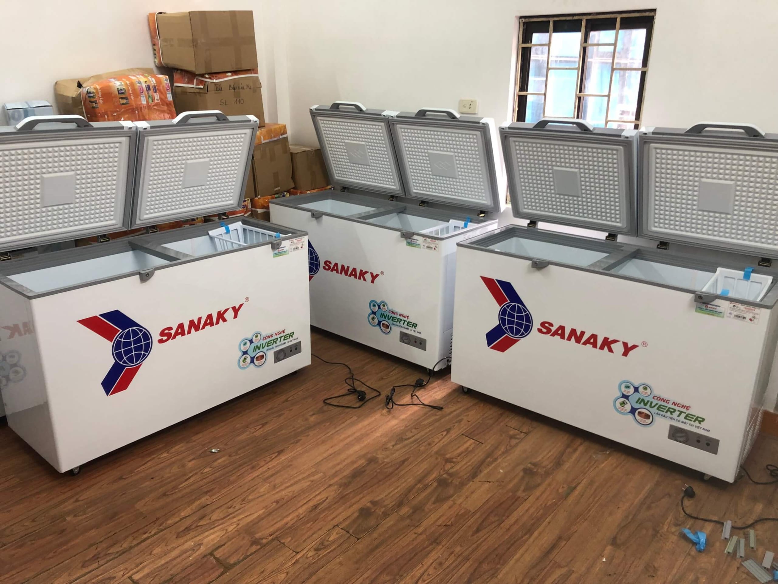 Tủ đông Sanaky Inverter VH-4099A4K