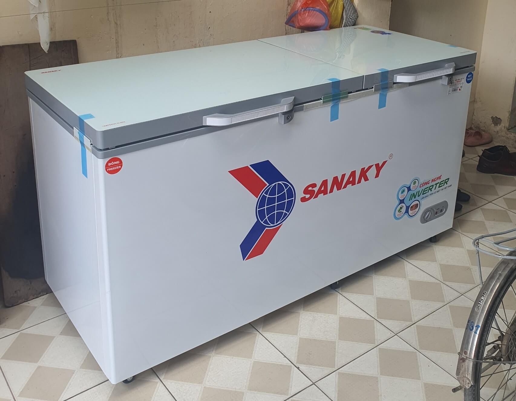tu-dong-sanaky-vh-6699w4k-660-lit-2 Tủ đông mát 660l/485l Sanaky Inverter VH-6699W4K